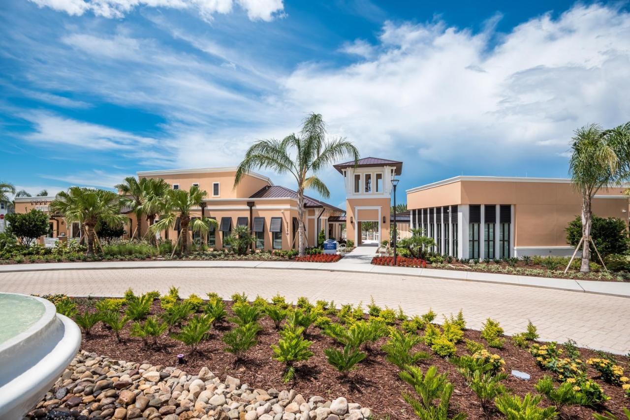 Stunning W Private Poolspa & Game *