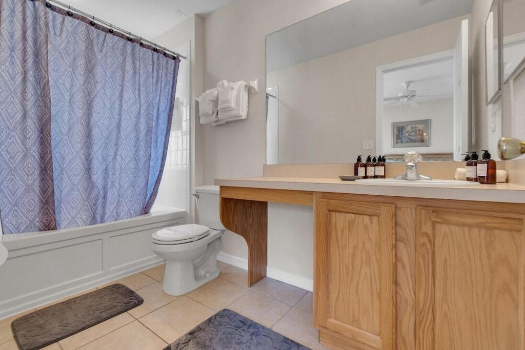 4 Bedroom Town On Regal Oaks Holiday home Orlando