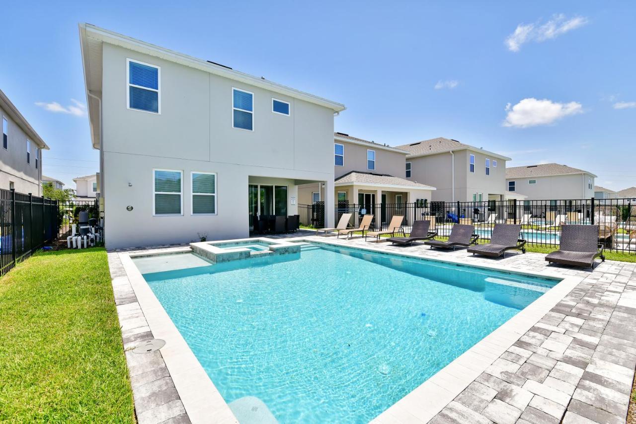 Holiday home Modern House By Rentyl Near With Private Pool & Amenities - 393s Orlando