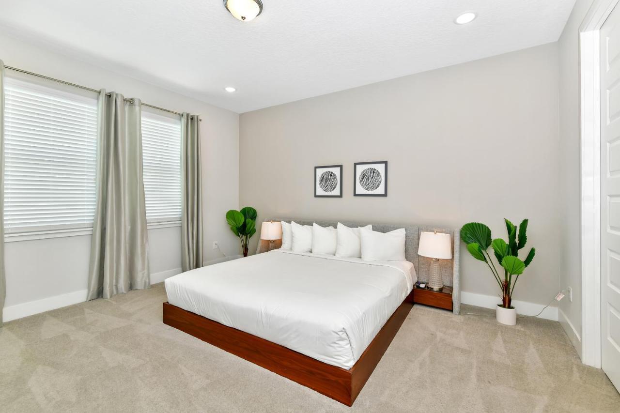Modern House By Rentyl Near With Private Pool & Amenities - 393s Holiday home *