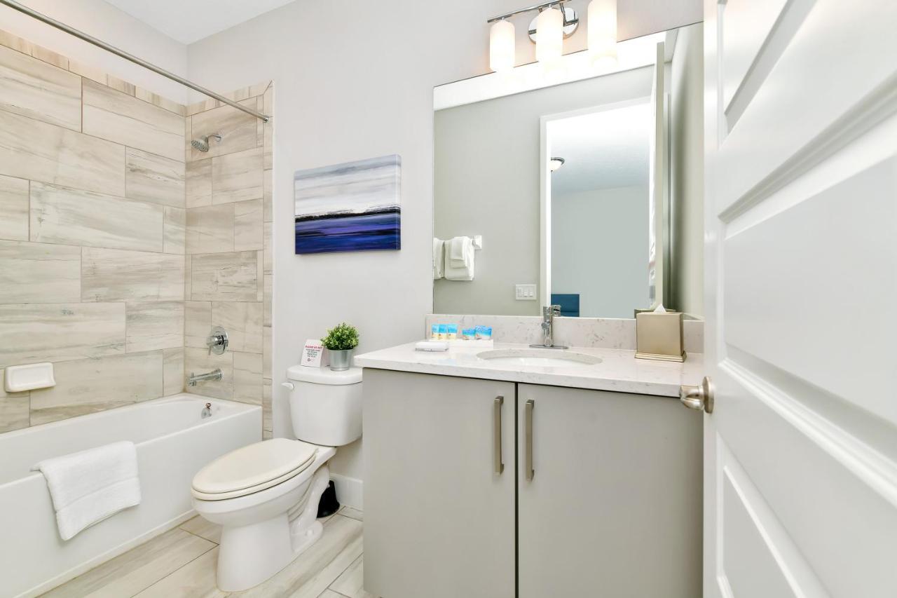 Holiday home Modern House By Rentyl Near With Private Pool & Amenities - 393s *