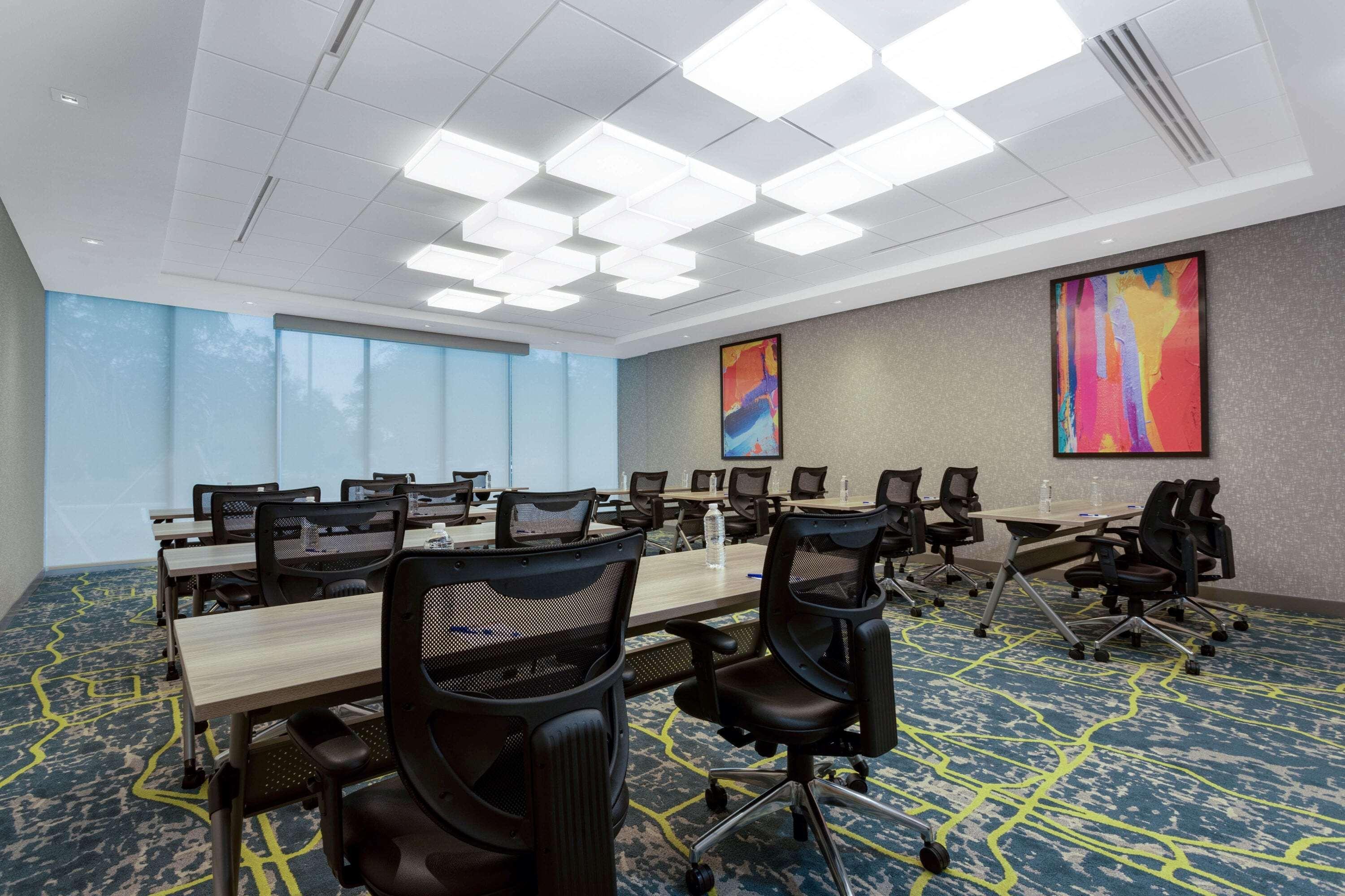Hotel Tryp By Wyndham Orlando Williamsburg