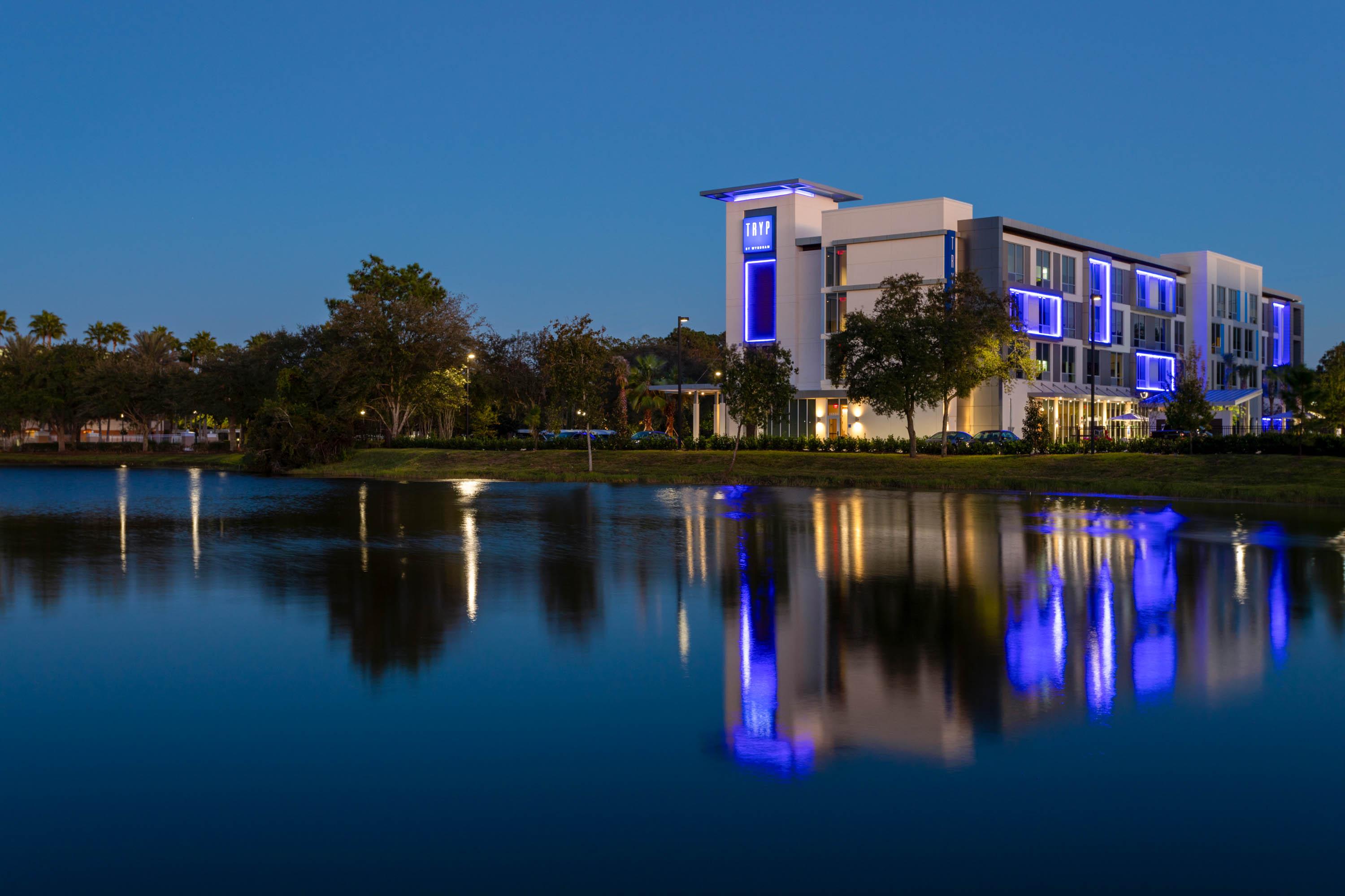 Tryp By Wyndham Orlando 4*