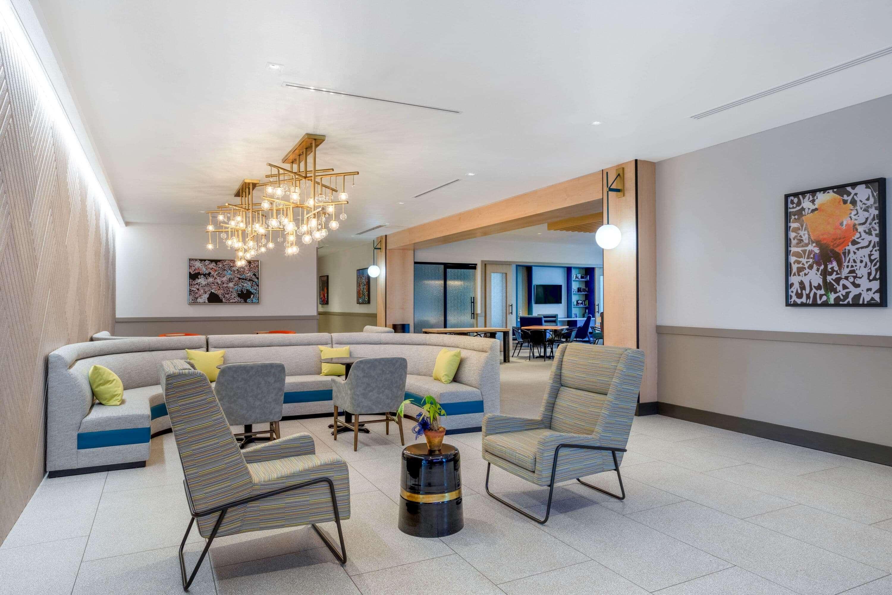 Hotel Tryp By Wyndham Orlando Williamsburg