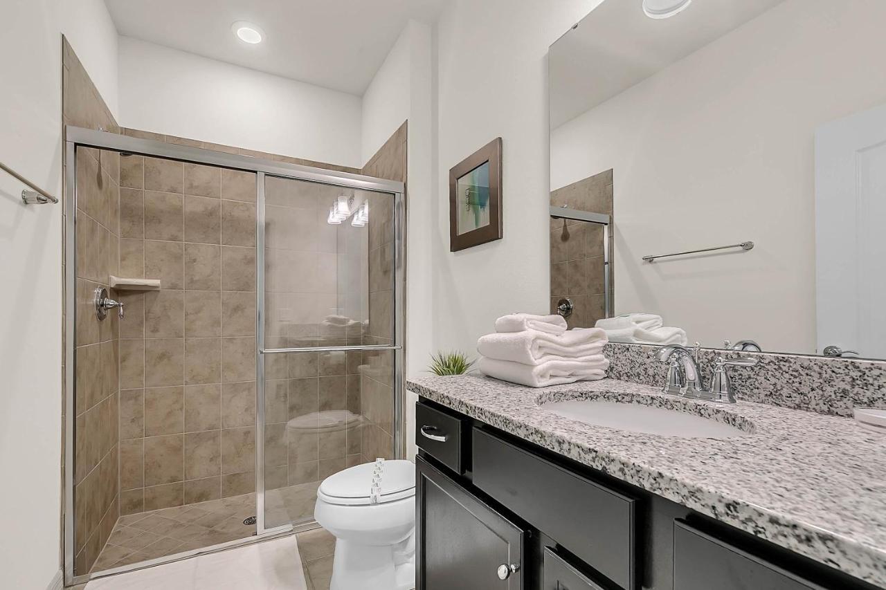5 Bedrooms - 4,5 Bathrooms - Solterra 4643 Td *