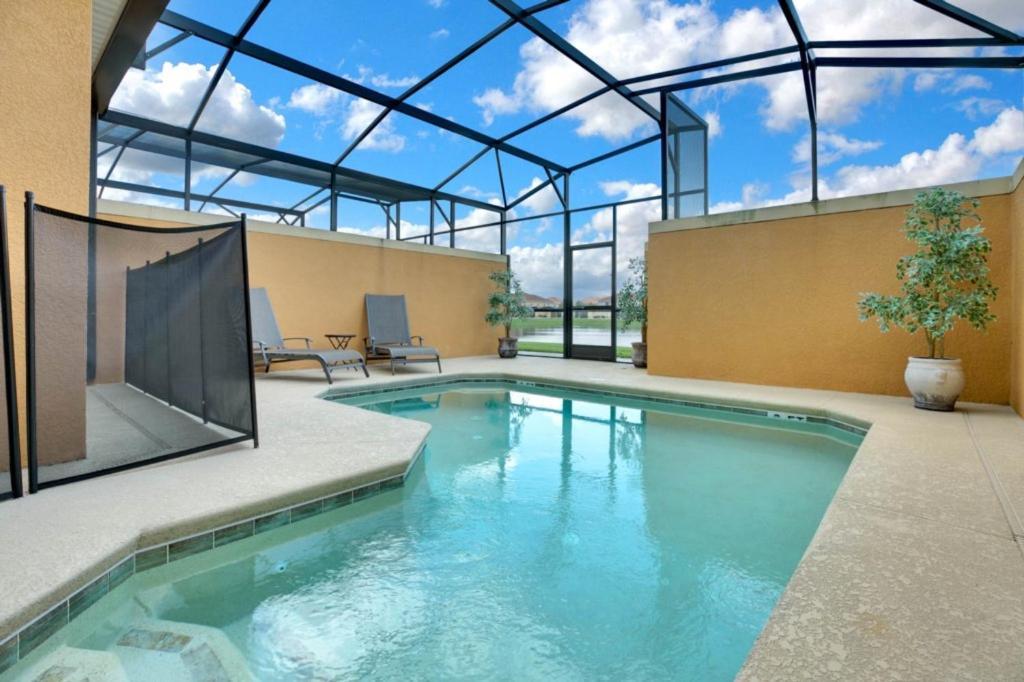 4 Bedrooms - 3 Bathrooms - Paradise Palms 8881 Cp Holiday home