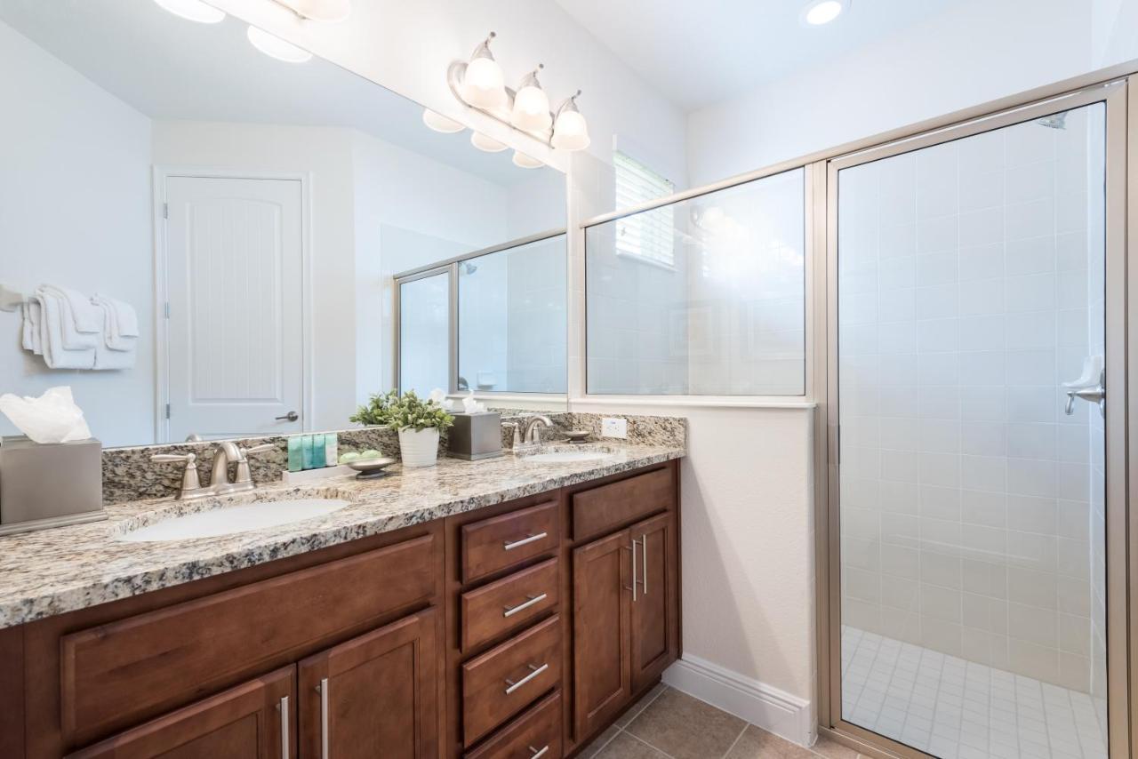 Alluring With Private Pool Near With Amenities By Rentyl - 7732f *