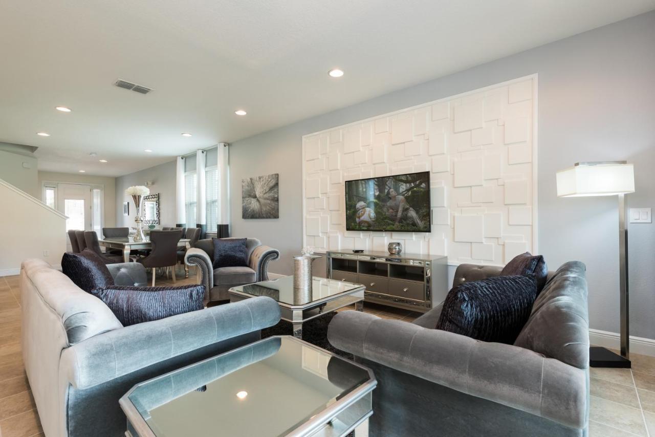 Alluring With Private Pool Near With Amenities By Rentyl - 7732f Orlando