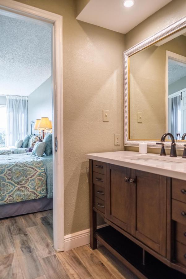 Apartment Double Bed Studio With Community Pool, Near All Famous Attractions!! Orlando