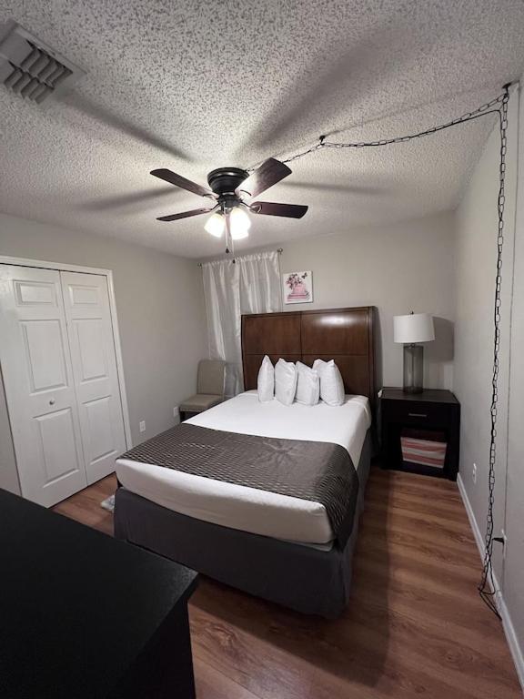 Holiday home Family Paradise. 3 Bedrooms, 2 Bathrooms.