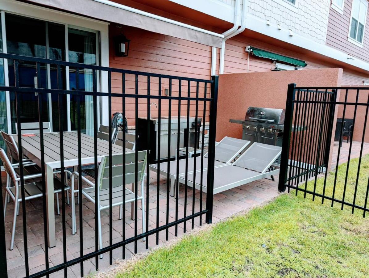 Gorgeous New 4 Beds Dream 5 Min To * Orlando