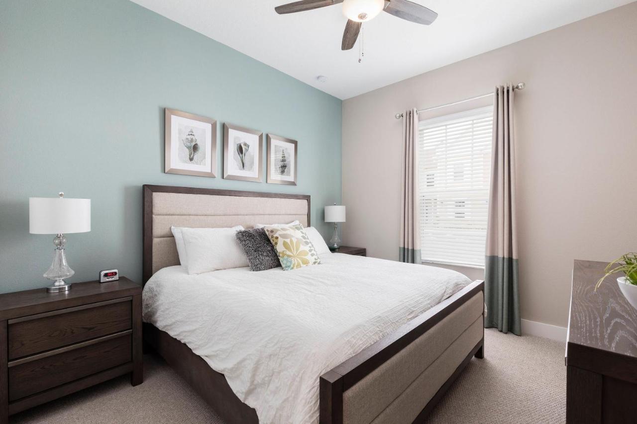 Gorgeous New 4 Beds Dream 5 Min To *