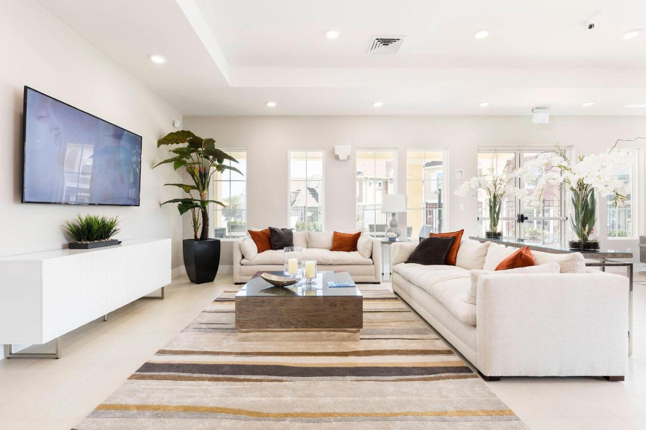 Gorgeous New 4 Beds Dream 5 Min To * Orlando