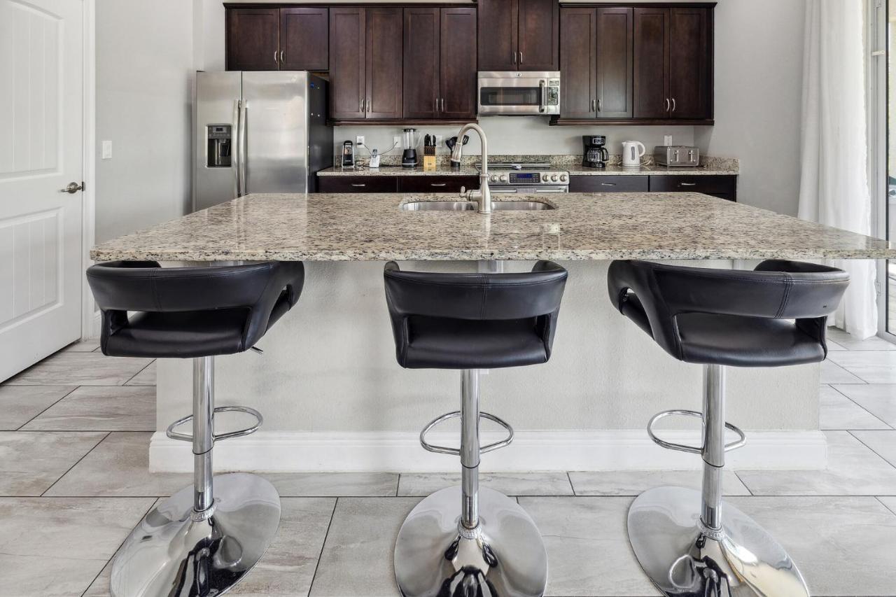 Modern 5 Bdr Family Themed With Harry Potter Games And Free Pool Heat * Orlando