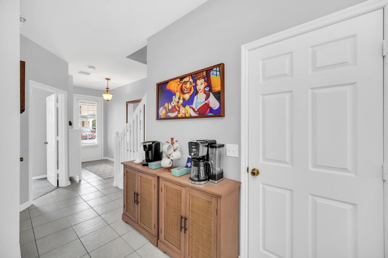 Holiday home Townhome Near With Pool Magic And Fun At Windsor *