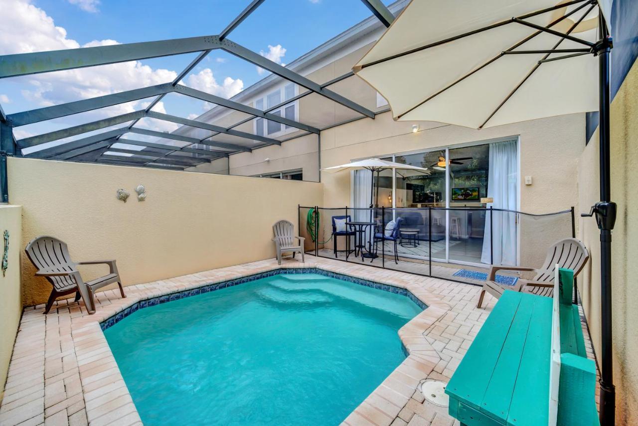 Townhome Near With Pool Magic And Fun At Windsor Holiday home *