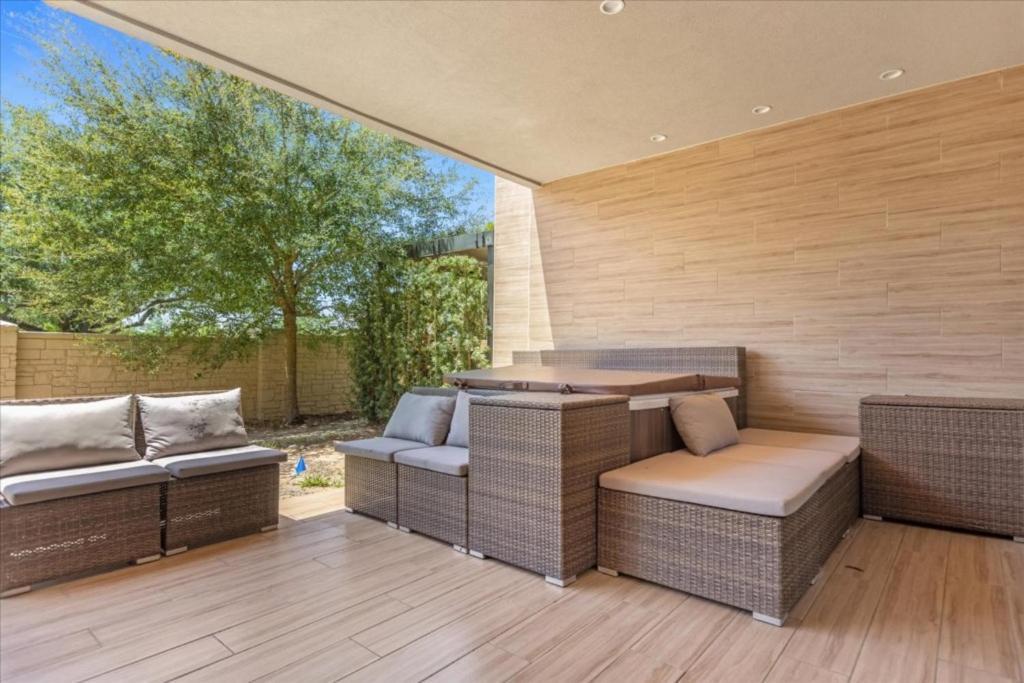 3 Bedrooms- 3,5 Bathrooms- Magic Village 7477 Bd Holiday home
