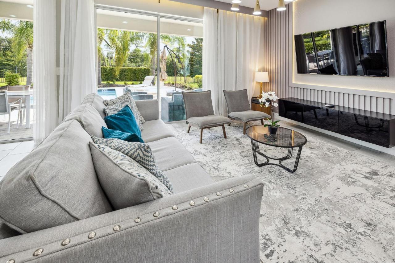 Holiday home Modern 5 Bdr Family Themed With Harry Potter Games And Free Pool Heat *