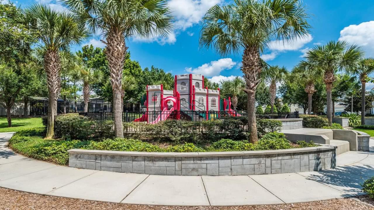 2683 Manesty Holiday home