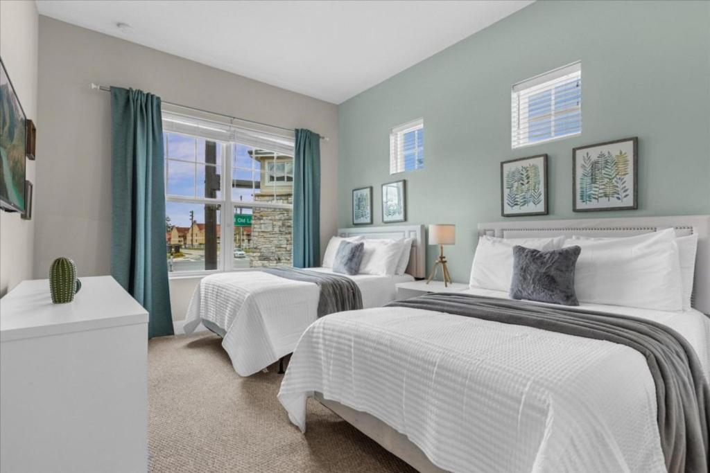 5 Bedrooms-6 Bathrooms-summerville Resort2668 Ss *