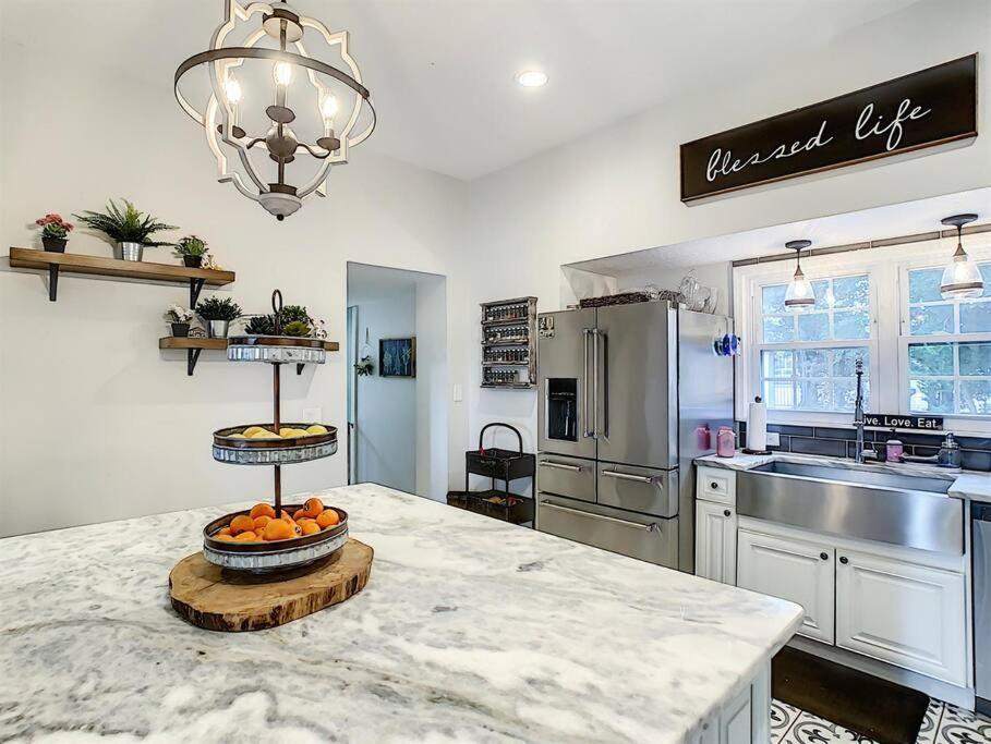 Historic Lakefront Estate Holiday home