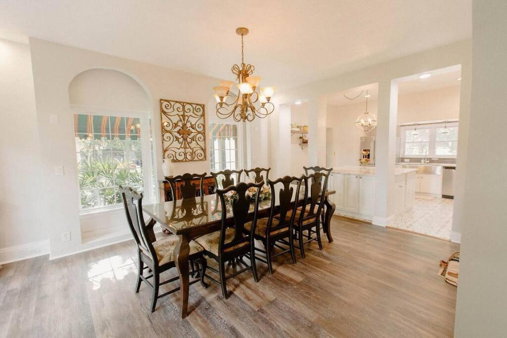 Historic Lakefront Estate Orlando