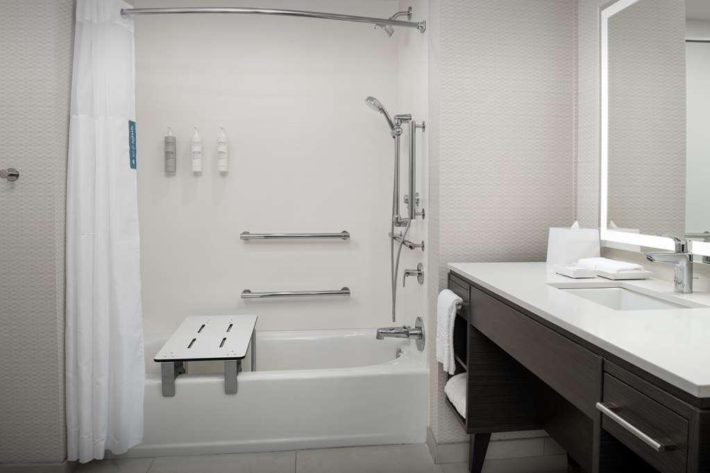 Home2 By Hilton Orlando Southeast Nona * Narcoossee