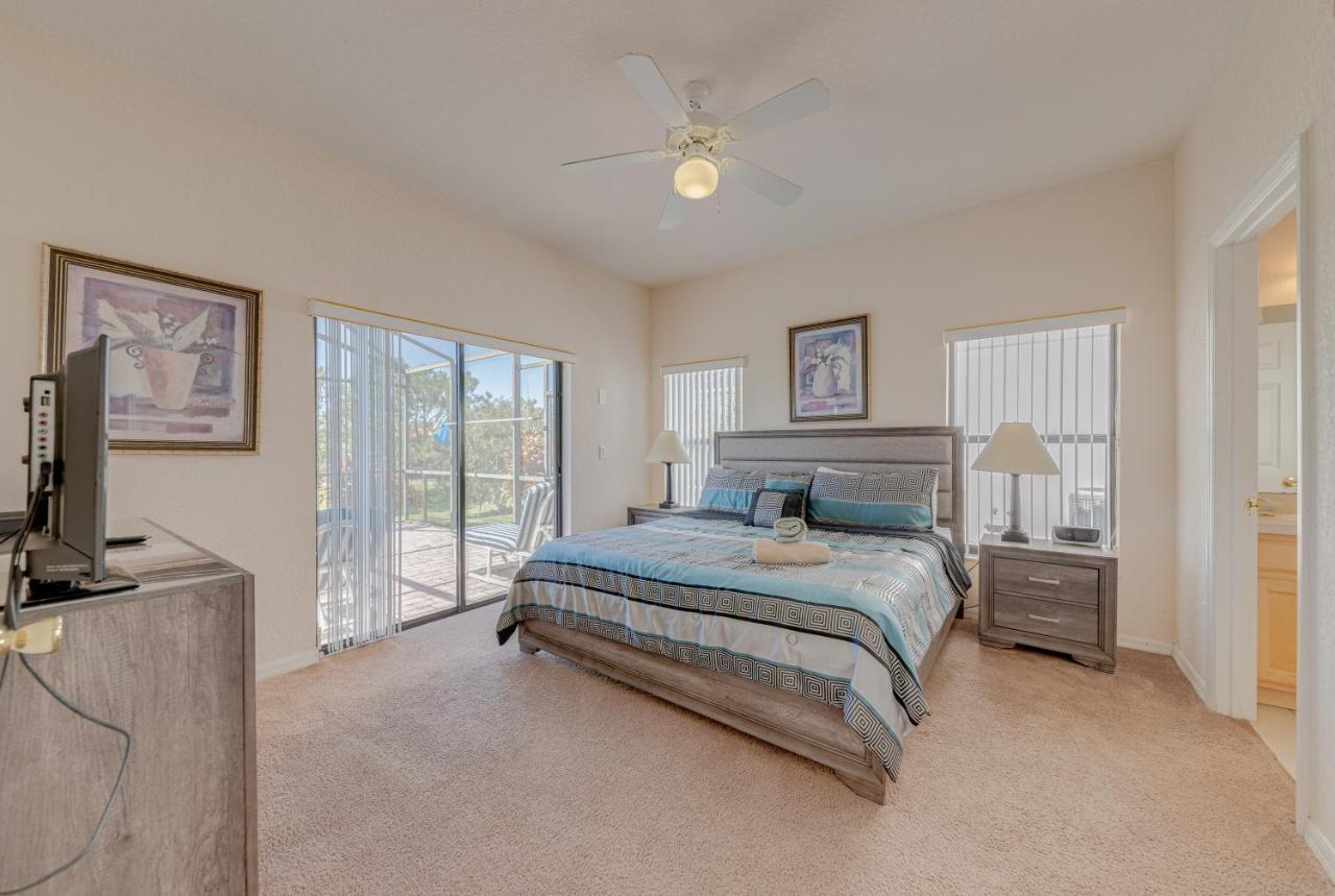 Villa Magic On Magnolia - Private With Swimming Pool For Your Family Vacation!