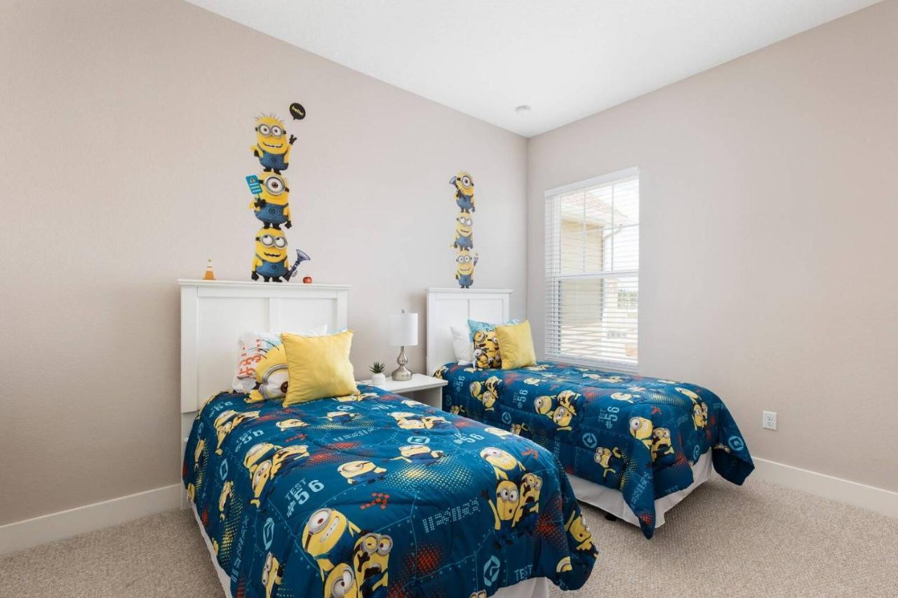 Holiday home Awesome 4 Beds 5 Min To *
