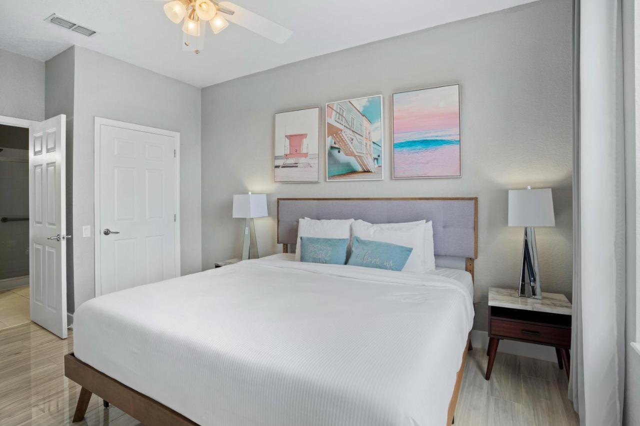 Apartment 4102 Breakview Drive 409 *