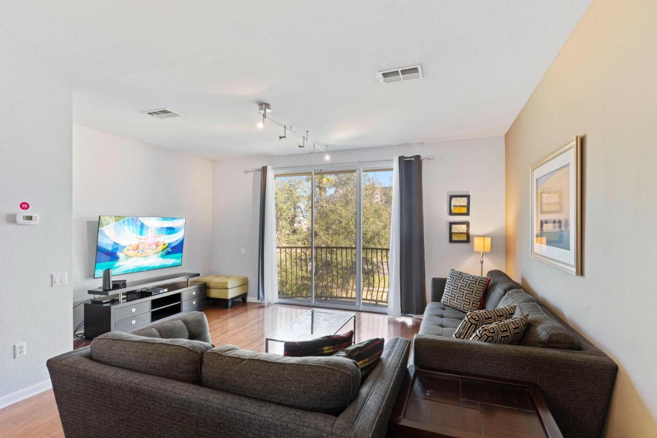 5026 Tideview Circle 13 *