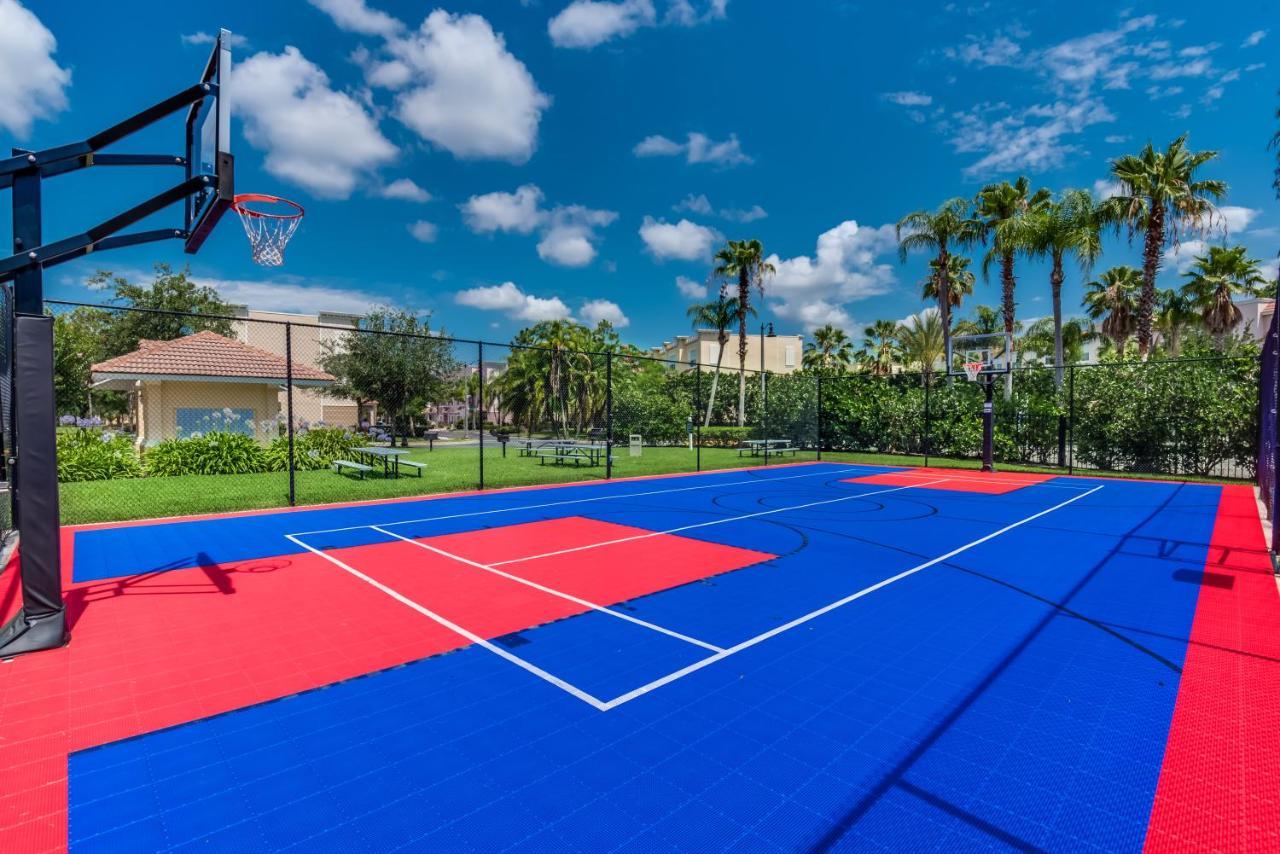 5026 Tideview Circle 13 * Orlando