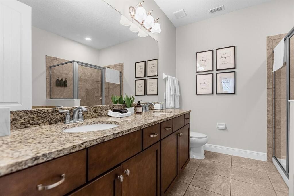 Villa 9 Ensuite Bedrooms Pool/spa/theater Orlando
