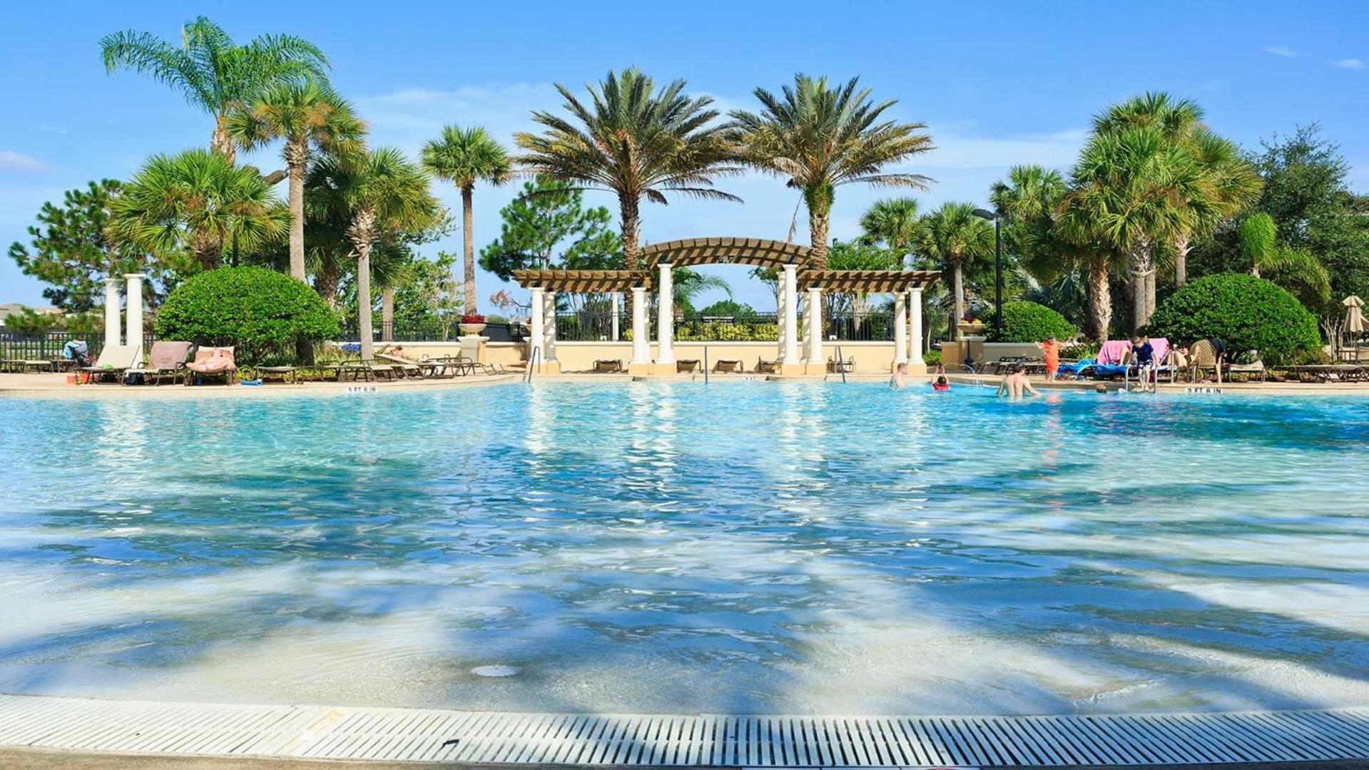 Casa de férias Cozy 5br W/game Pool *