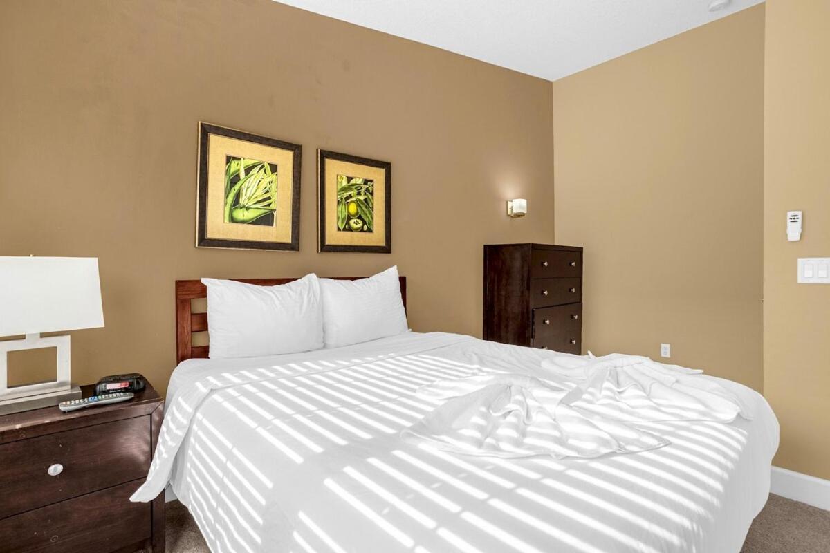 Holiday home Memorial Day Escape - Townhome By Disney!