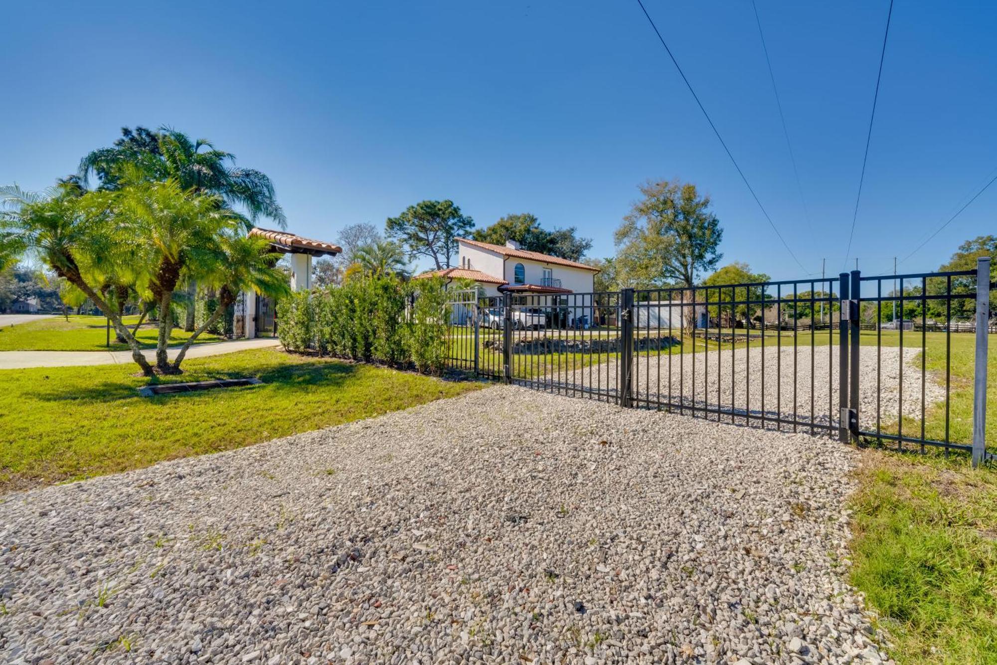 Holiday home Spacious Apopka Escape With 1-acre Backyard And Gym *