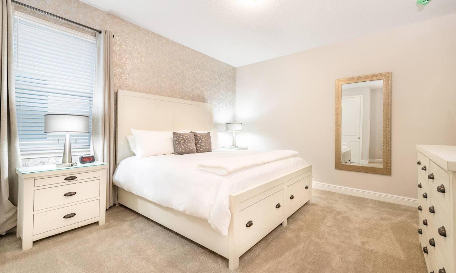 Holiday home Gleaming 12 Bdrm With Themed Bedrooms At Encore *
