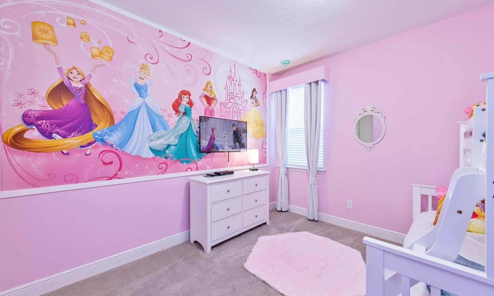 Gleaming 12 Bdrm With Themed Bedrooms At Encore Holiday home *