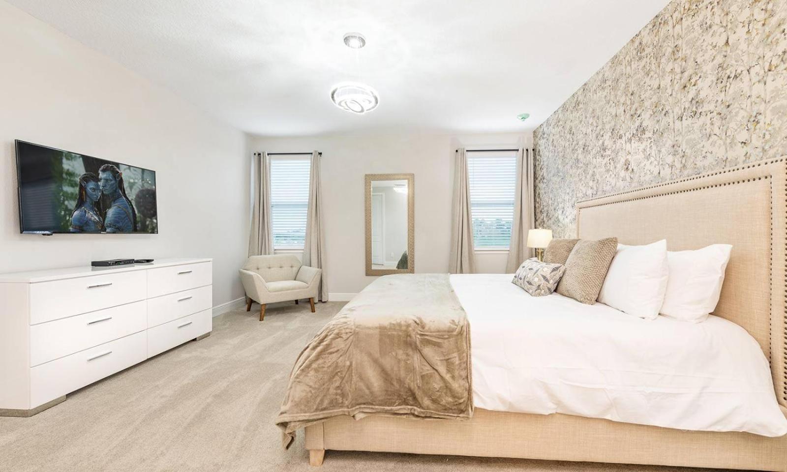 Gleaming 12 Bdrm With Themed Bedrooms At Encore