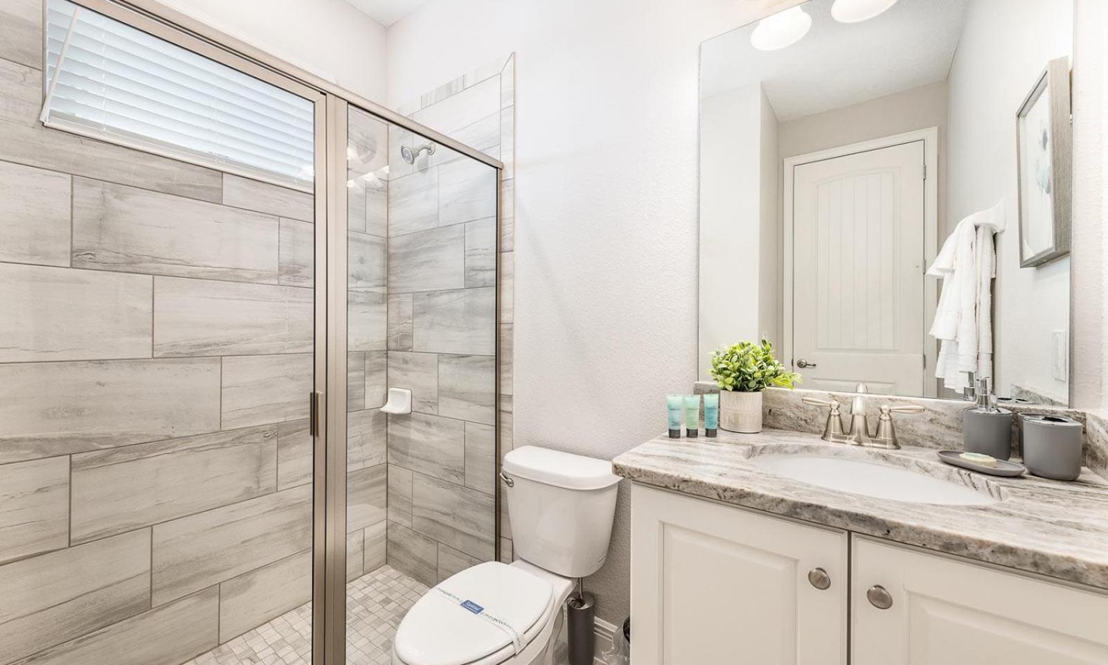 Gleaming 12 Bdrm With Themed Bedrooms At Encore *