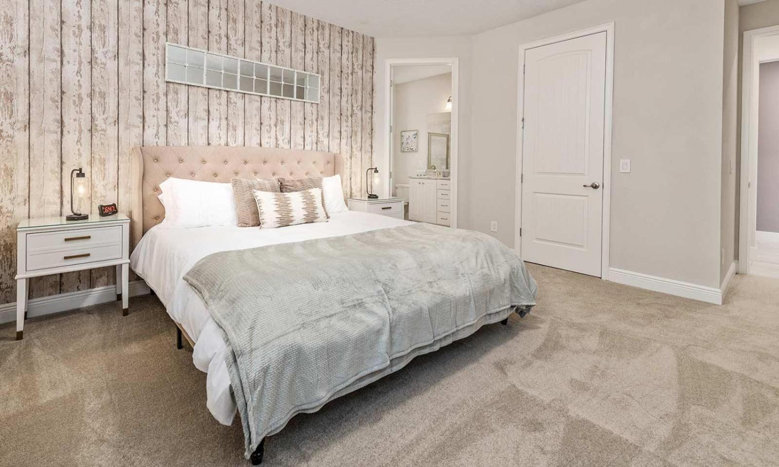 Gleaming 12 Bdrm With Themed Bedrooms At Encore