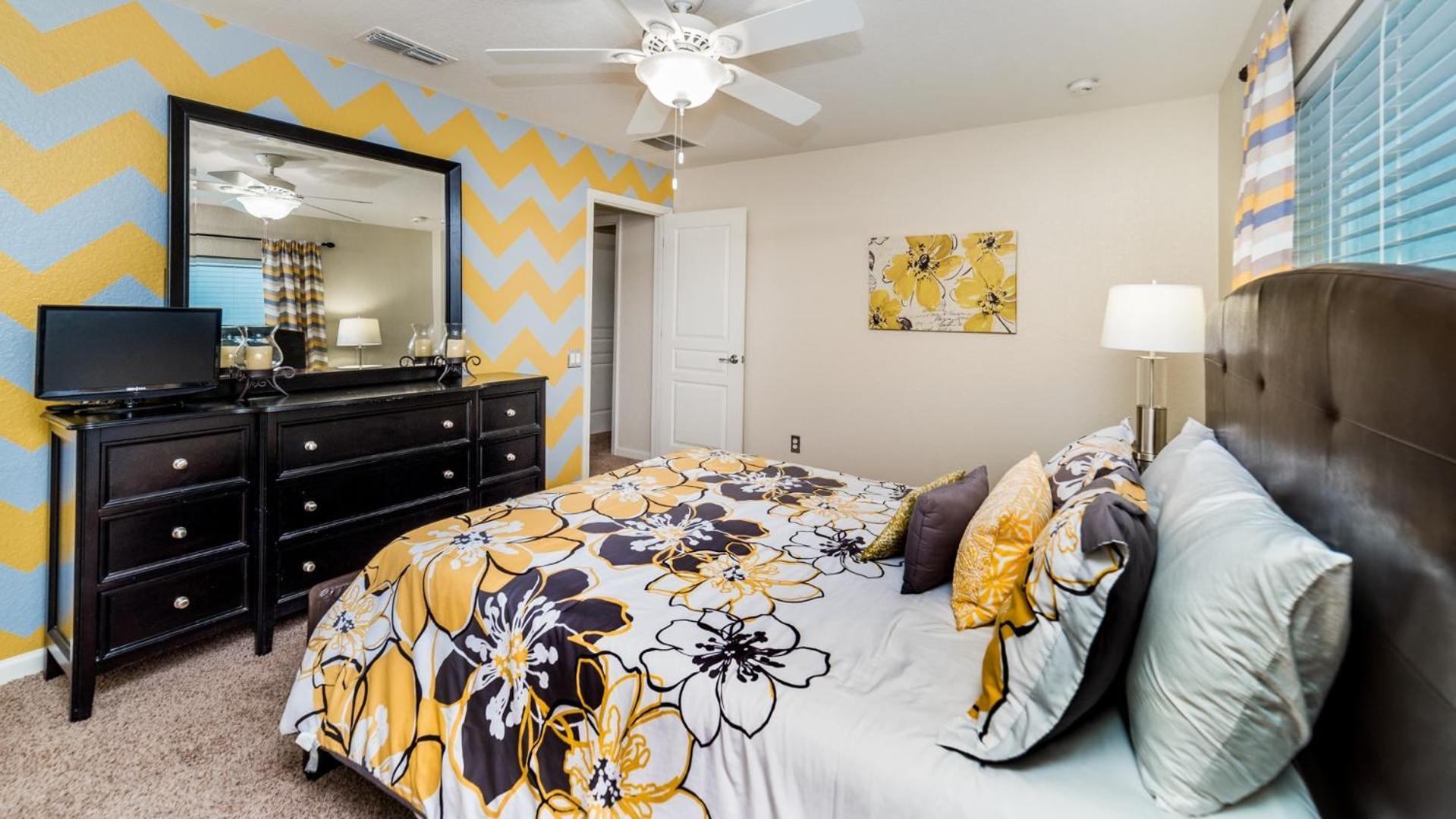 - Windsor Hills 76 * Orlando
