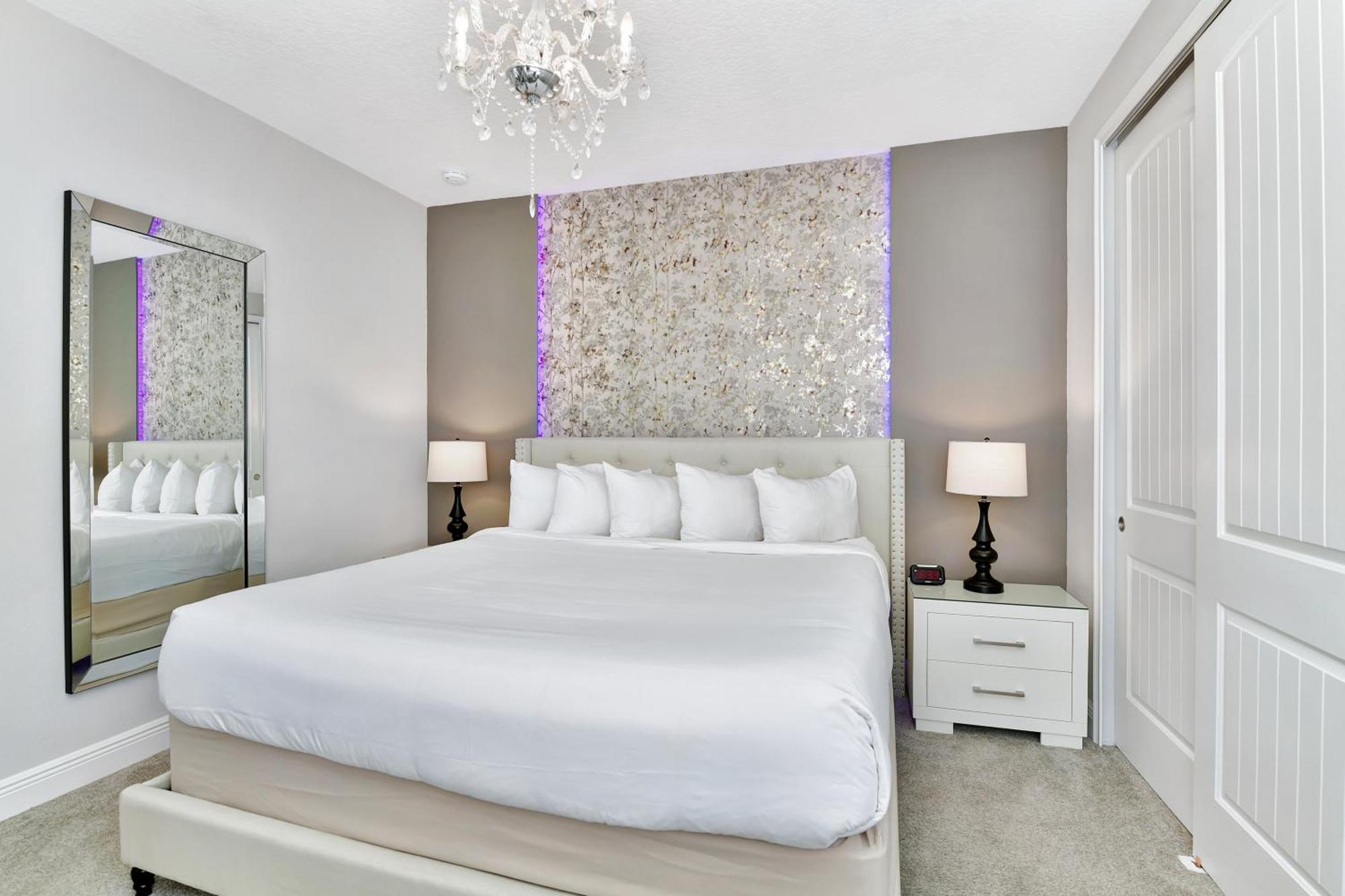 Modern Five Bedroom With Private Pool & Access At Encore At Reunion - 253sf Holiday home Orlando