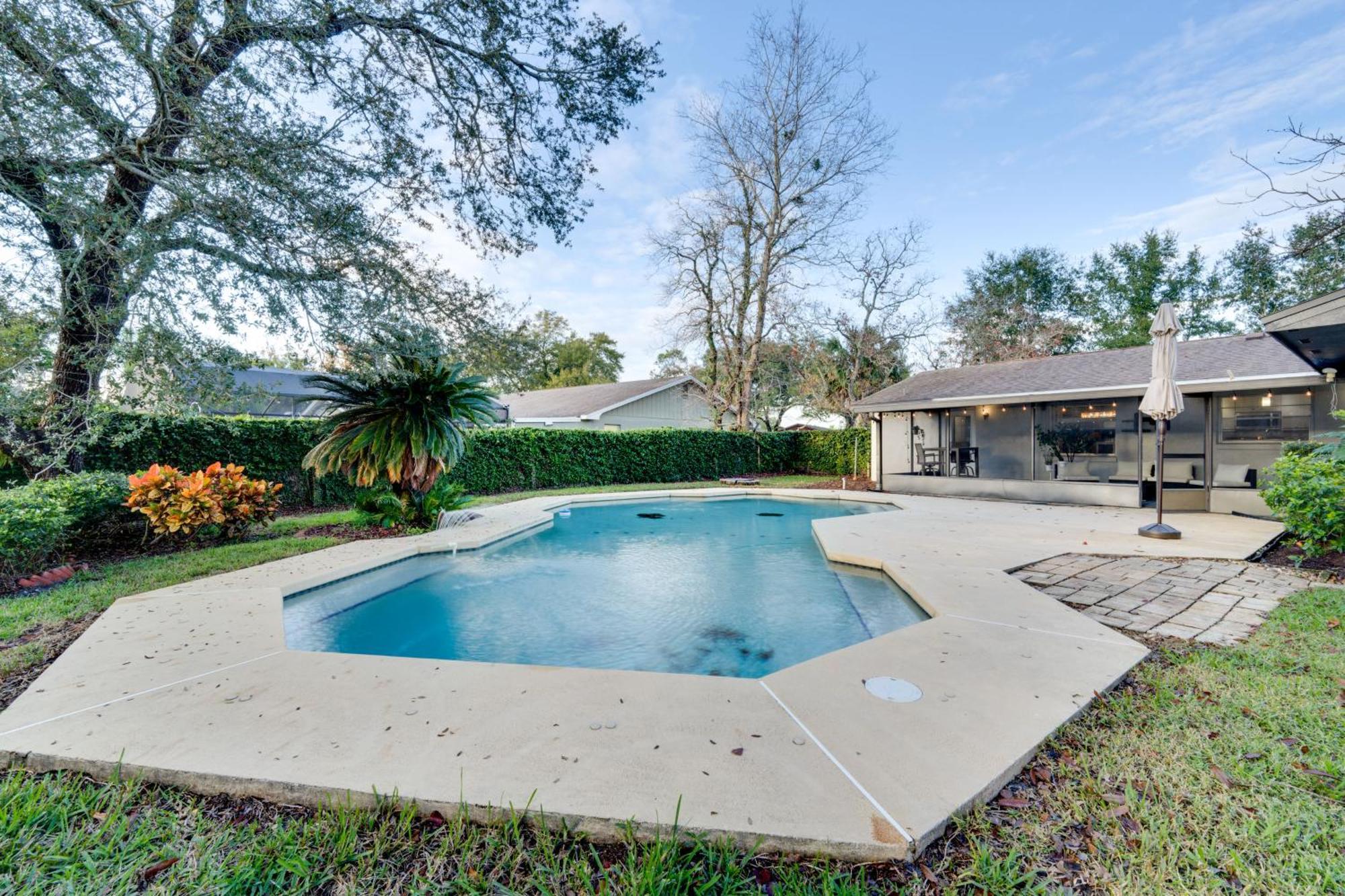 Escape With Pool About 7 Mi To World! Orlando