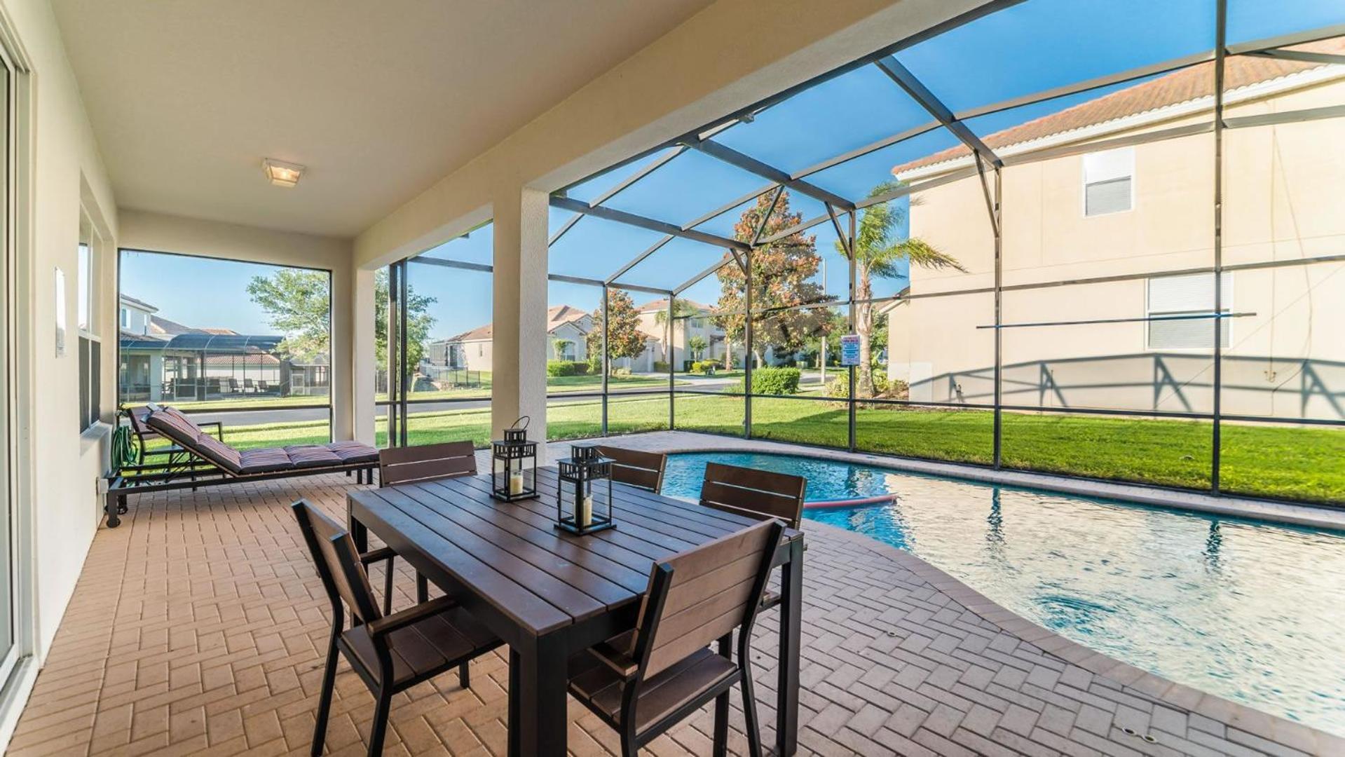 Casa de férias Cozy 5br W/game Pool