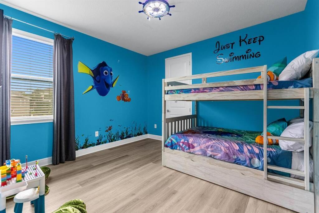 9 Ensuite Bedrooms Pool/spa/theater