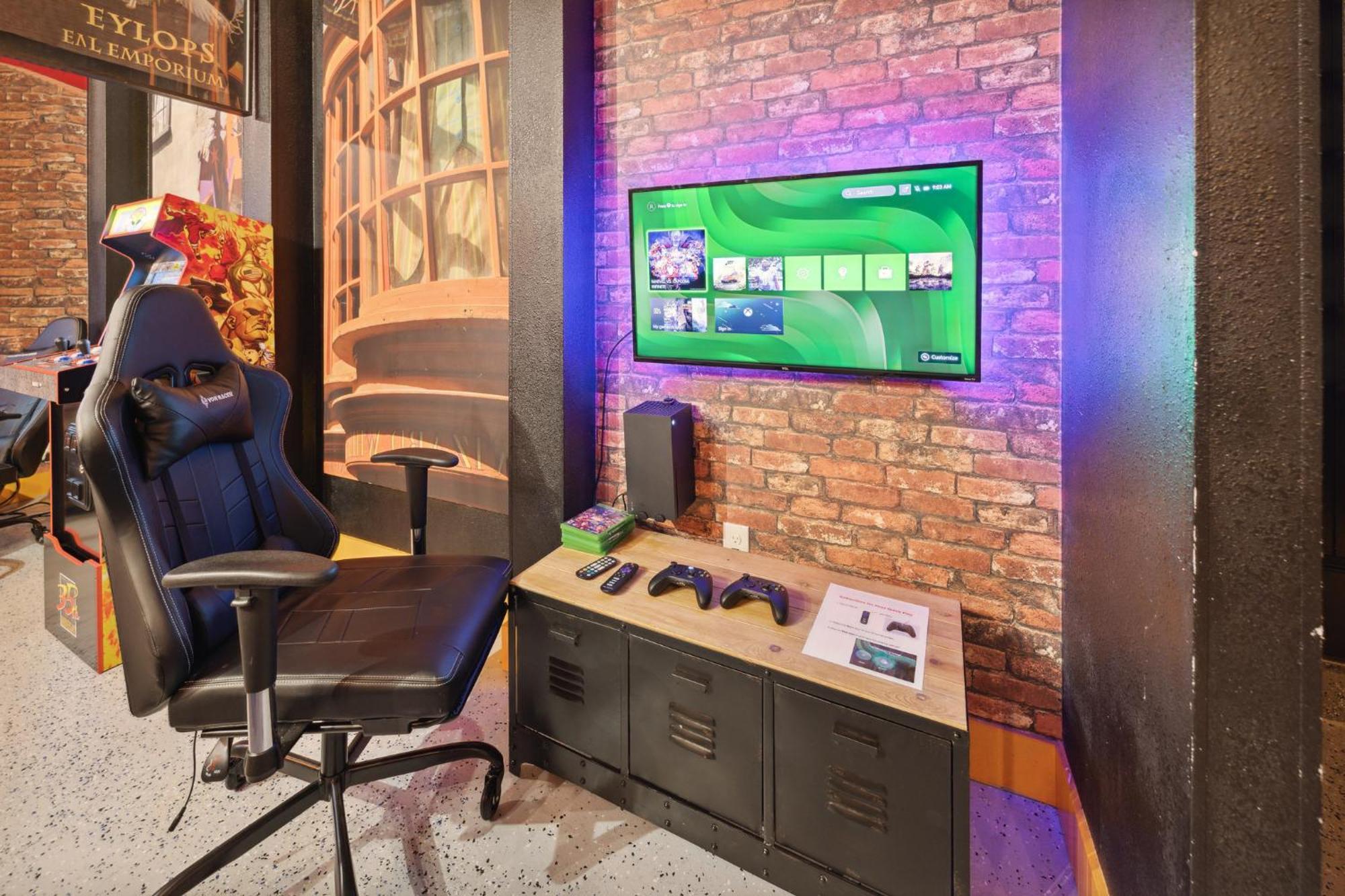 Holiday home Modern 5 Bdr Family Themed With Harry Potter Games And Free Pool Heat Orlando
