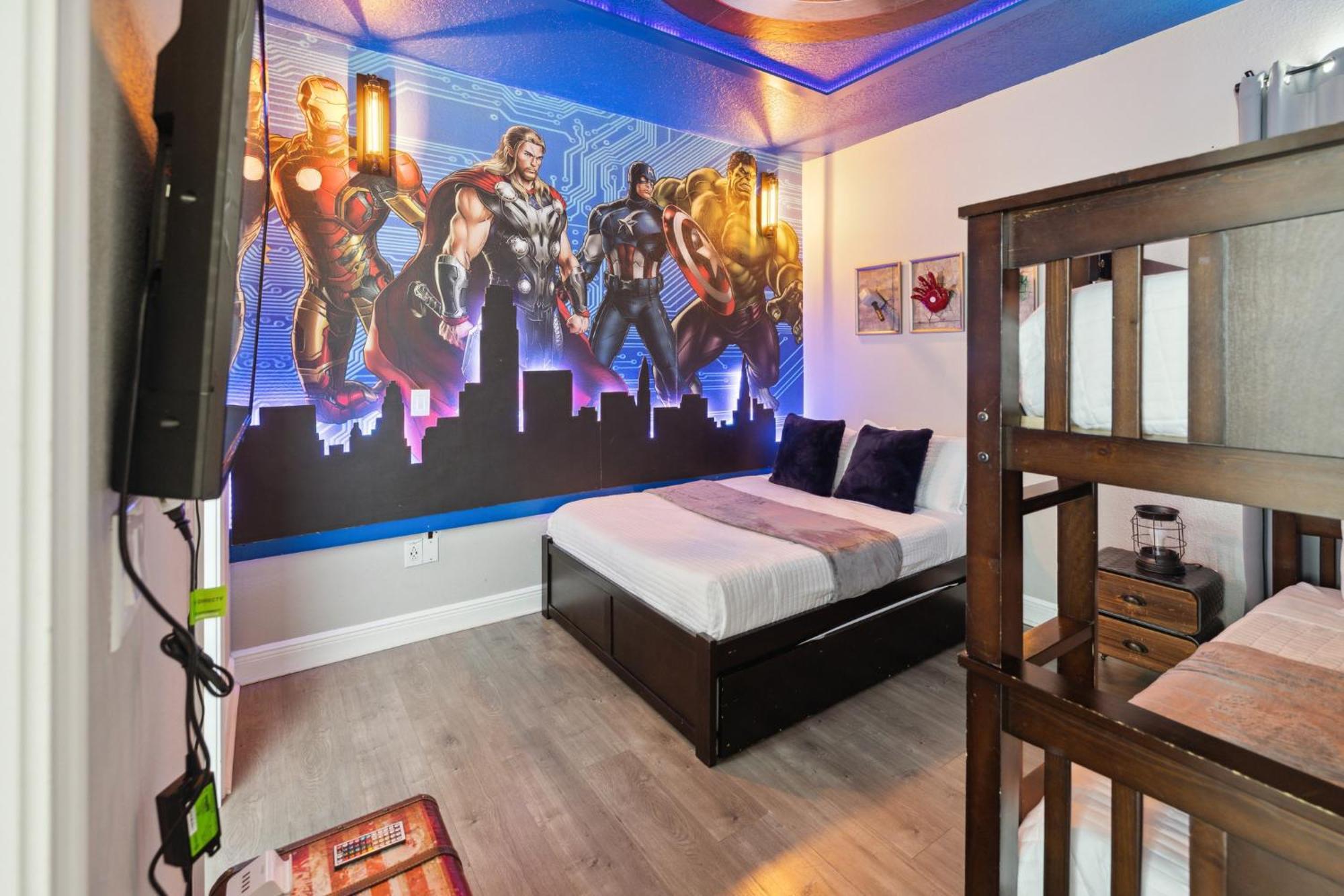 Modern 5 Bdr Family Themed With Harry Potter Games And Free Pool Heat Holiday home Orlando