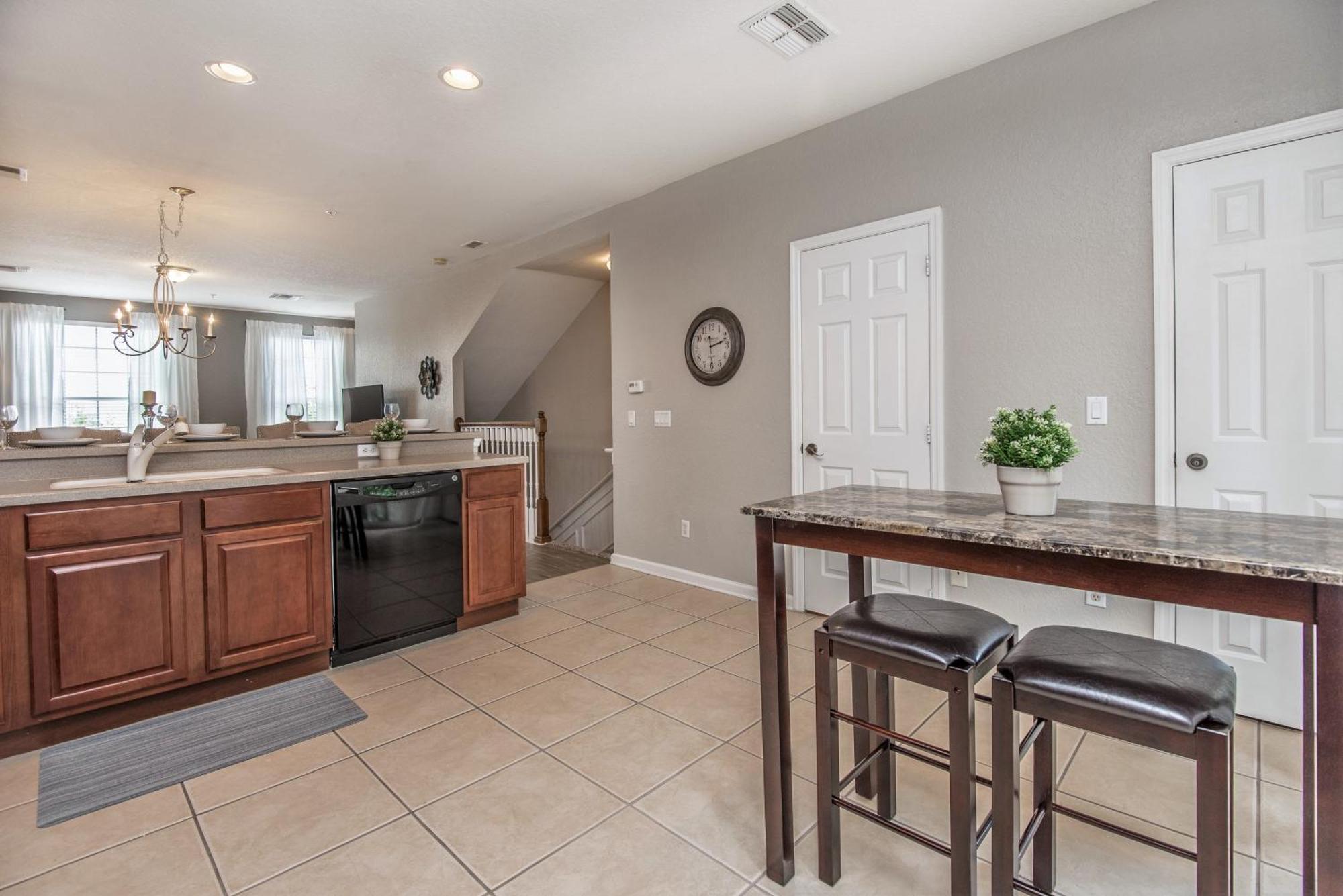 Apartment At Tideview