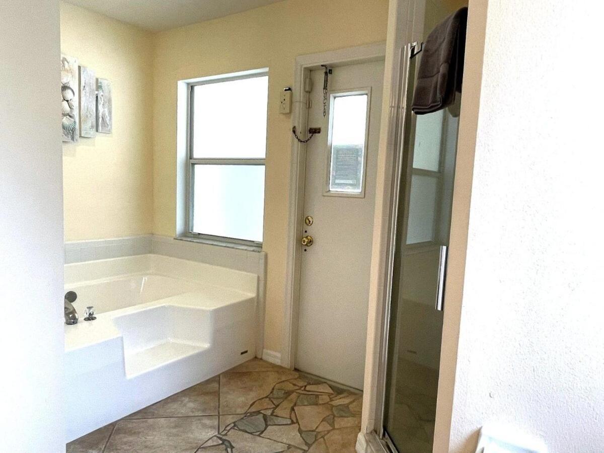 Villa Minutes From - Entertainment Haven With Pool Orlando